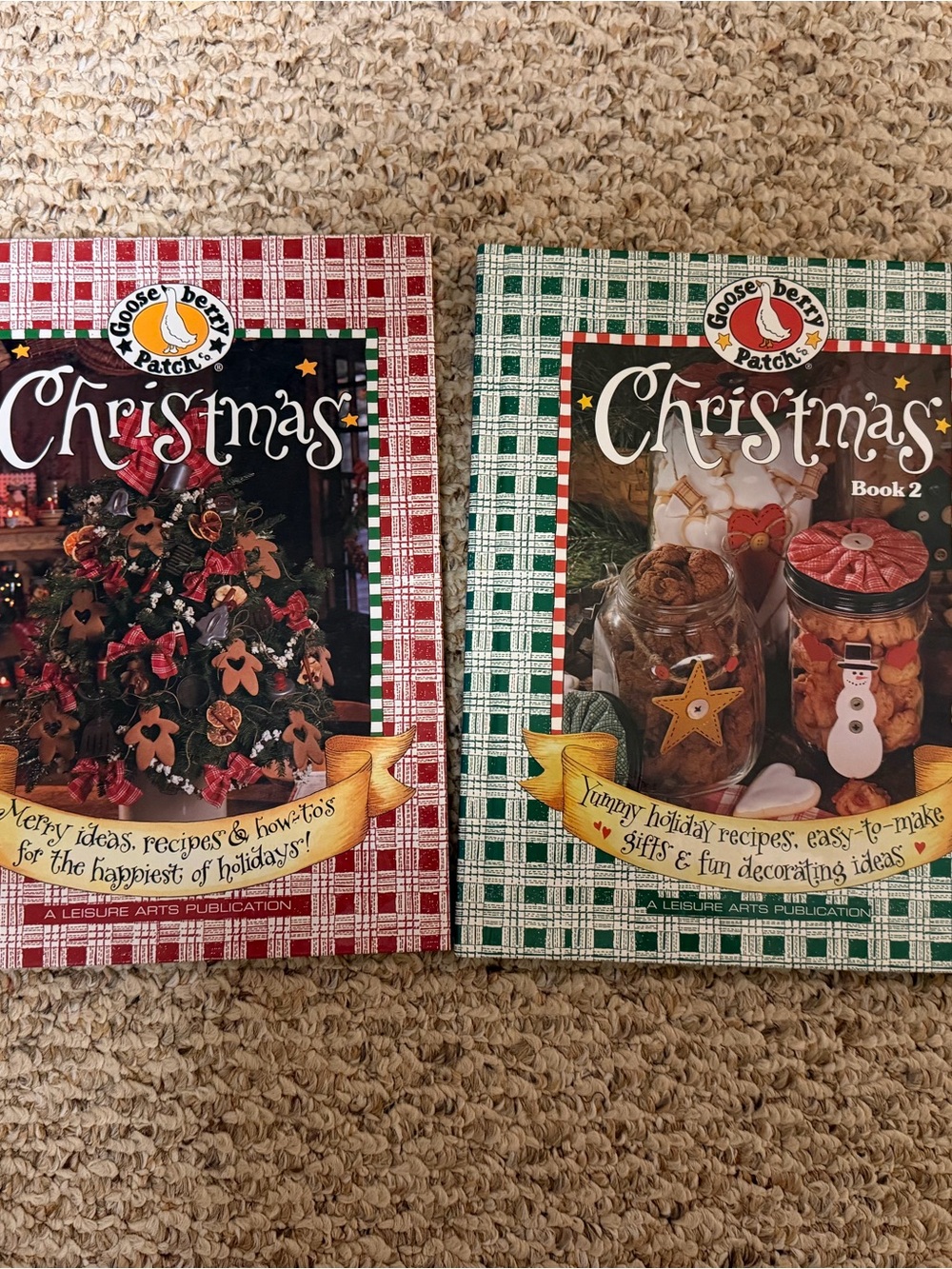 Vintage Gooseberry Patch Christmas Books 1 & 2- Christmas Crafts Decor Gifts